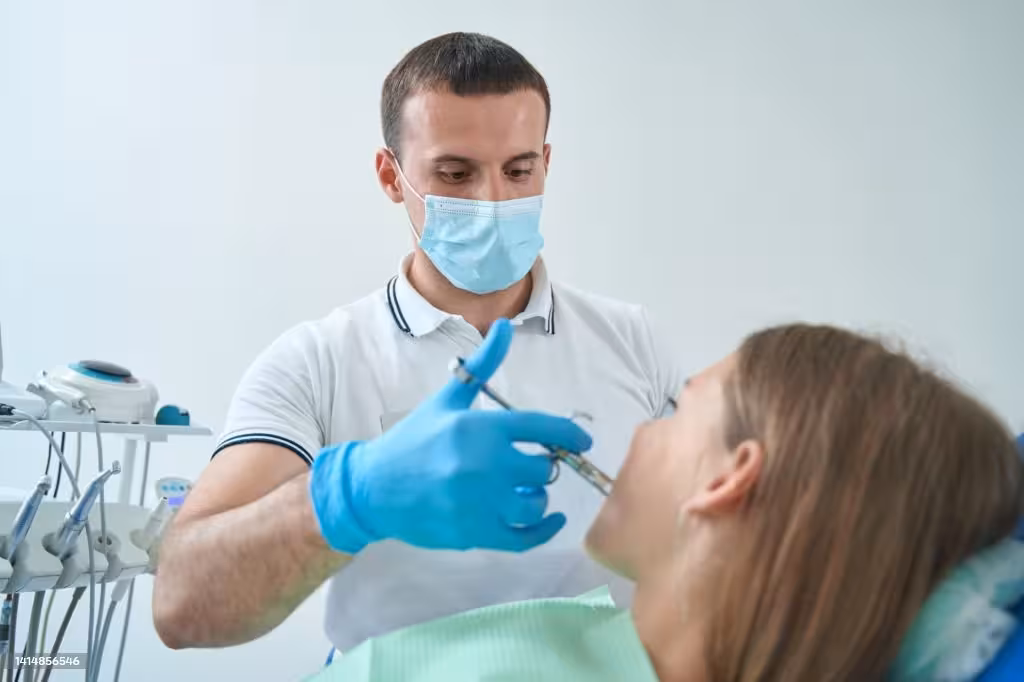 Tooth extractions at Smiling Molar Dental in Plainfield, New Jersey